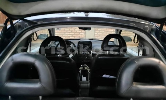 Acheter Occasion Voiture Volkswagen Beetle Noir à Kigali, Rwanda Acheter Occasion Voiture Volkswagen Beetle Noir à Kigali, Rwanda