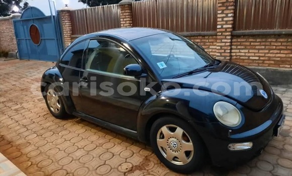 Acheter Occasion Voiture Volkswagen Beetle Noir à Kigali, Rwanda Acheter Occasion Voiture Volkswagen Beetle Noir à Kigali, Rwanda