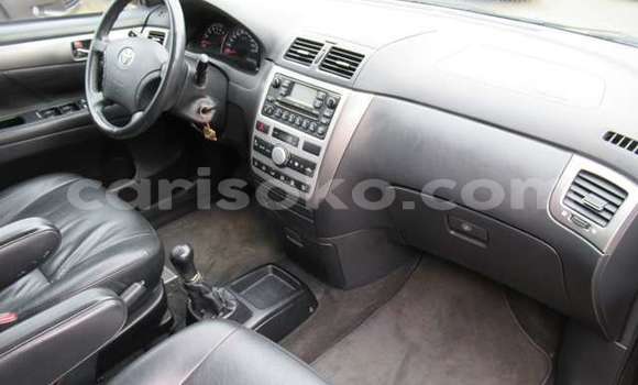 Buy Used Toyota Avensis Verso Beige Car in Kigali in Rwanda Buy Used Toyota Avensis Verso Beige Car in Kigali in Rwanda