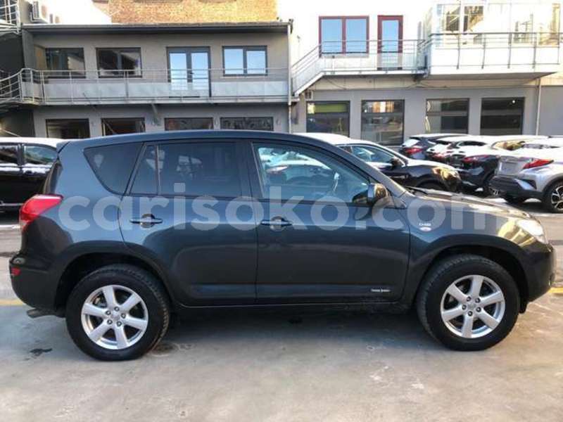 Big with watermark toyota rav4 rwanda kigali 13797