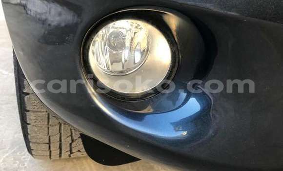 Sayi Na hannu Toyota RAV4 Beige Mota in Kigali a Rwanda Sayi Na hannu Toyota RAV4 Beige Mota in Kigali a Rwanda