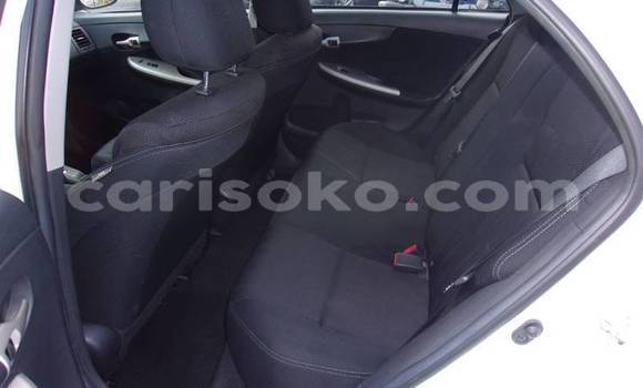 Sayi Na hannu Toyota Corolla Blanc Mota in Kigali a Rwanda Sayi Na hannu Toyota Corolla Blanc Mota in Kigali a Rwanda