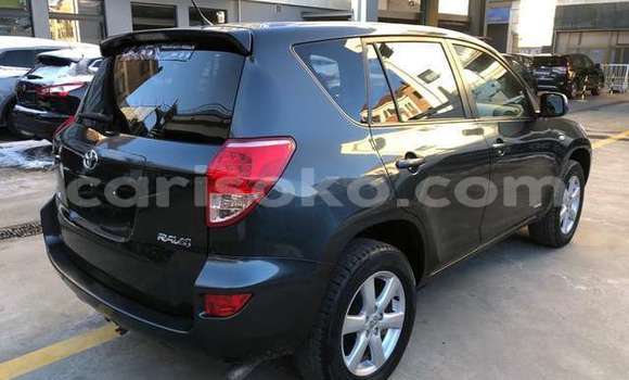Buy Used Toyota RAV4 Black Car in Kigali in Rwanda Buy Used Toyota RAV4 Black Car in Kigali in Rwanda