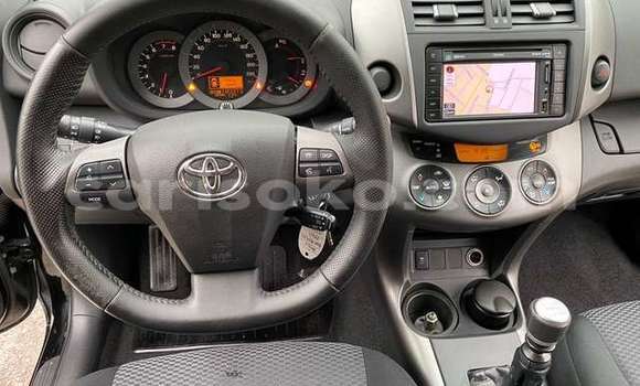 Sayi Na hannu Toyota RAV4 Noir Mota in Kigali a Rwanda Sayi Na hannu Toyota RAV4 Noir Mota in Kigali a Rwanda