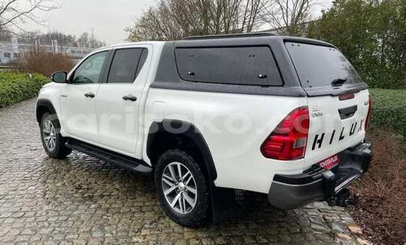 Buy Used Toyota Hilux White Car in Kigali in Rwanda Buy Used Toyota Hilux White Car in Kigali in Rwanda