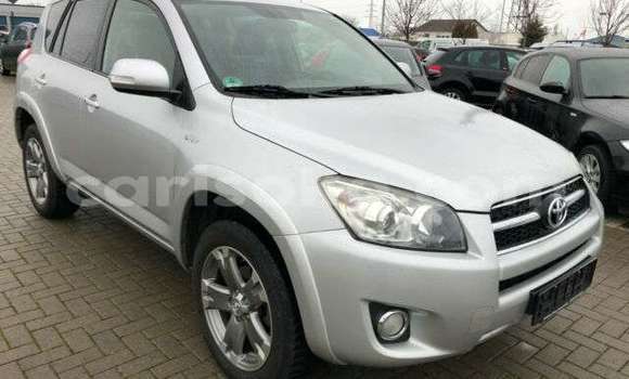 Buy Used Toyota RAV4 Silver Car in Kigali in Rwanda Buy Used Toyota RAV4 Silver Car in Kigali in Rwanda