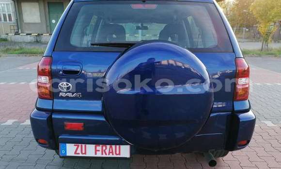 Sayi Na hannu Toyota RAV4 Bleu Mota in Kigali a Rwanda Sayi Na hannu Toyota RAV4 Bleu Mota in Kigali a Rwanda