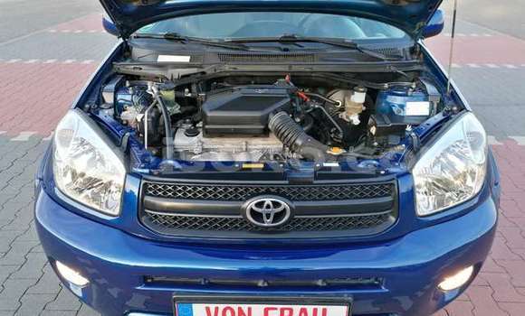 Sayi Na hannu Toyota RAV4 Bleu Mota in Kigali a Rwanda Sayi Na hannu Toyota RAV4 Bleu Mota in Kigali a Rwanda