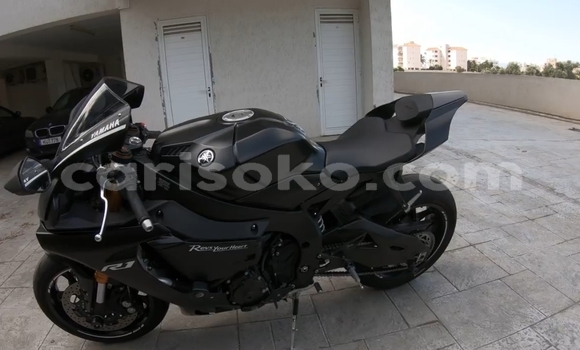 Acheter Occasion Moto Yamaha R1 Noir à Gasarenda, Rwanda Acheter Occasion Moto Yamaha R1 Noir à Gasarenda, Rwanda