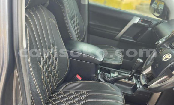 Acheter Import Voiture Toyota Land Cruiser Prado Autre à Kigali, Rwanda Acheter Import Voiture Toyota Land Cruiser Prado Autre à Kigali, Rwanda