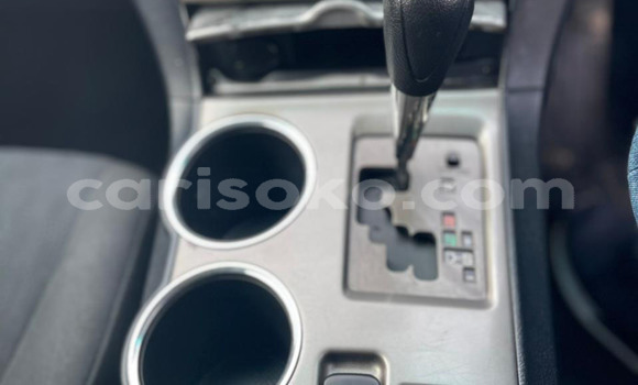 Acheter Import Voiture Toyota Kluger Noir à Kigali, Rwanda Acheter Import Voiture Toyota Kluger Noir à Kigali, Rwanda