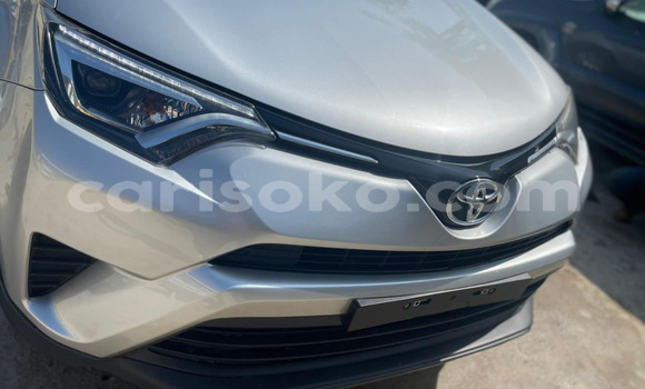 Acheter Import Voiture Toyota RAV4 Gris à Kigali, Rwanda Acheter Import Voiture Toyota RAV4 Gris à Kigali, Rwanda