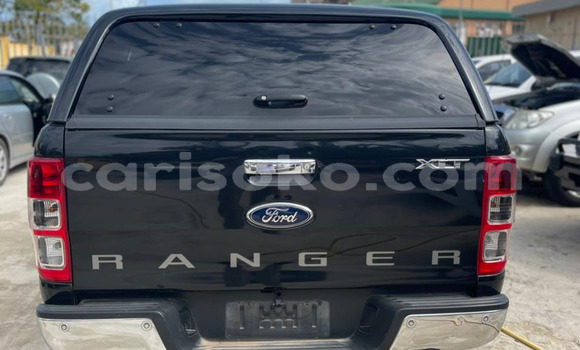 Acheter Import Voiture Ford Ranger Noir à Kigali, Rwanda Acheter Import Voiture Ford Ranger Noir à Kigali, Rwanda