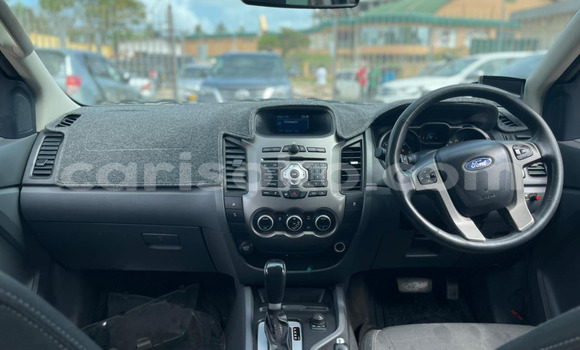 Acheter Import Voiture Ford Ranger Noir à Kigali, Rwanda Acheter Import Voiture Ford Ranger Noir à Kigali, Rwanda