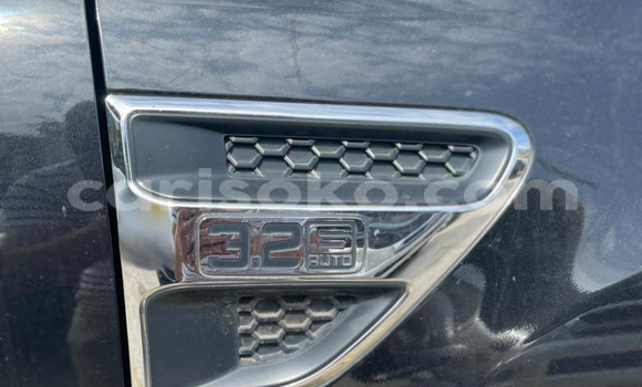 Acheter Import Voiture Ford Ranger Noir à Kigali, Rwanda Acheter Import Voiture Ford Ranger Noir à Kigali, Rwanda