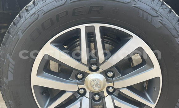 Acheter Import Voiture Toyota Hilux Autre à Kigali, Rwanda Acheter Import Voiture Toyota Hilux Autre à Kigali, Rwanda