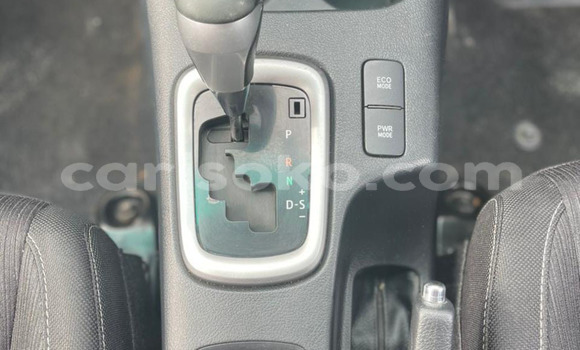 Acheter Import Voiture Toyota Hilux Autre à Kigali, Rwanda Acheter Import Voiture Toyota Hilux Autre à Kigali, Rwanda