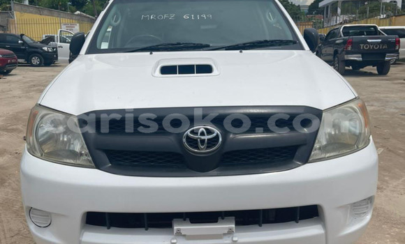 Acheter Import Voiture Toyota Hilux Blanc à Kigali, Rwanda Acheter Import Voiture Toyota Hilux Blanc à Kigali, Rwanda