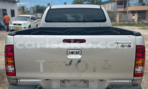 Acheter Import Voiture Toyota Hilux Gris à Kigali, Rwanda Acheter Import Voiture Toyota Hilux Gris à Kigali, Rwanda