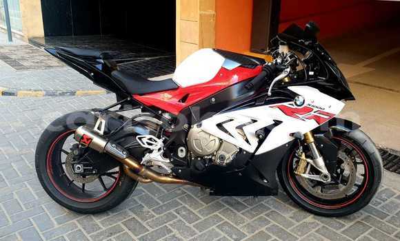 Acheter Occasion Moto BMW S 1000 Rouge à Kigali, Rwanda Acheter Occasion Moto BMW S 1000 Rouge à Kigali, Rwanda