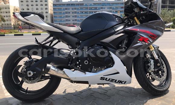 اشتري مستعمل Suzuki GSX–R Noir دراجة نارية في Cyangugu في Cyangugu اشتري مستعمل Suzuki GSX–R Noir دراجة نارية في Cyangugu في Cyangugu