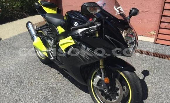 اشتري مستعمل Suzuki GSX–R Noir دراجة نارية في Gasarenda في Rwanda اشتري مستعمل Suzuki GSX–R Noir دراجة نارية في Gasarenda في Rwanda