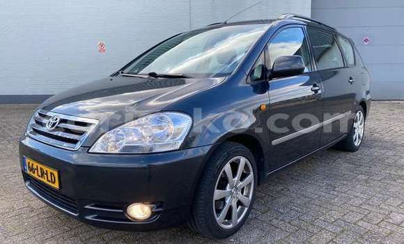 Buy Used Toyota Avensis Verso Beige Car in Kigali in Rwanda Buy Used Toyota Avensis Verso Beige Car in Kigali in Rwanda