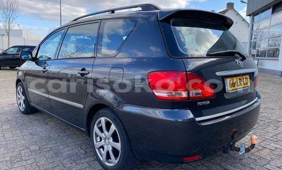 Buy Used Toyota Avensis Verso Beige Car in Kigali in Rwanda Buy Used Toyota Avensis Verso Beige Car in Kigali in Rwanda