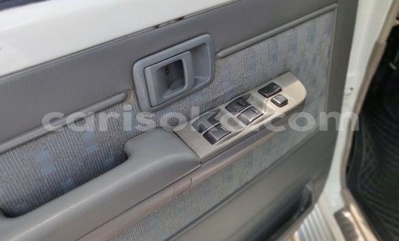 Sayi Na hannu Toyota DA Blanc Babbar mota in Kigali a Rwanda Sayi Na hannu Toyota DA Blanc Babbar mota in Kigali a Rwanda