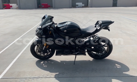 Sayi Na hannu Yamaha YZF Noir Motsi in Kigali a Rwanda Sayi Na hannu Yamaha YZF Noir Motsi in Kigali a Rwanda