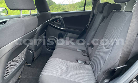 اشتري مستعمل Toyota RAV4 Noir سيارة في Kigali في Rwanda اشتري مستعمل Toyota RAV4 Noir سيارة في Kigali في Rwanda