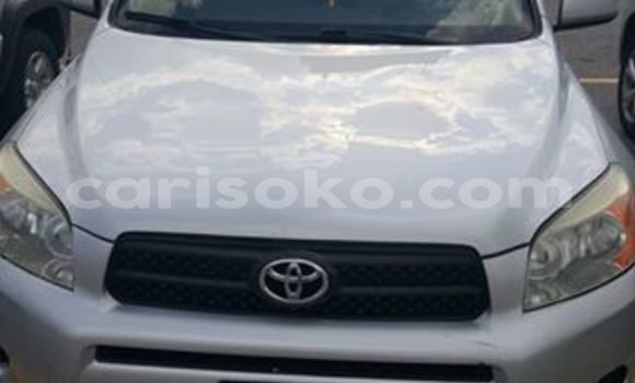 Acheter Occasion Voiture Toyota RAV4 Noir à Gicumbi, Rwanda Acheter Occasion Voiture Toyota RAV4 Noir à Gicumbi, Rwanda