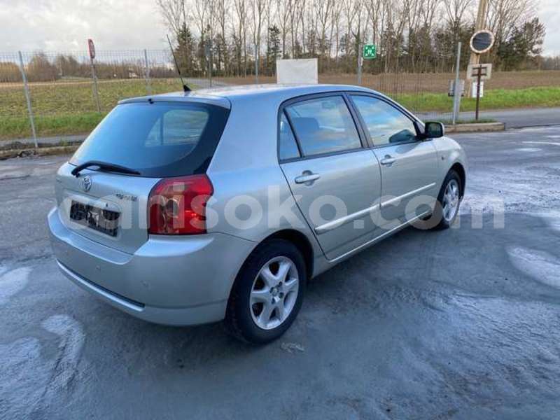 Big with watermark toyota corolla rwanda kigali 14196