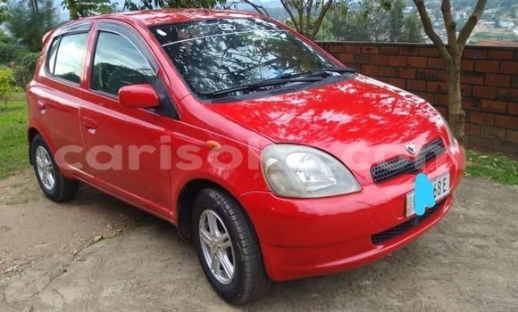 Acheter Occasion Voiture Toyota Vitz Rouge à Kigali, Rwanda Acheter Occasion Voiture Toyota Vitz Rouge à Kigali, Rwanda