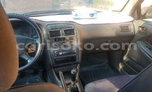 Acheter Occasion Voiture Toyota Avensis Rouge à Kigali, Rwanda Acheter Occasion Voiture Toyota Avensis Rouge à Kigali, Rwanda