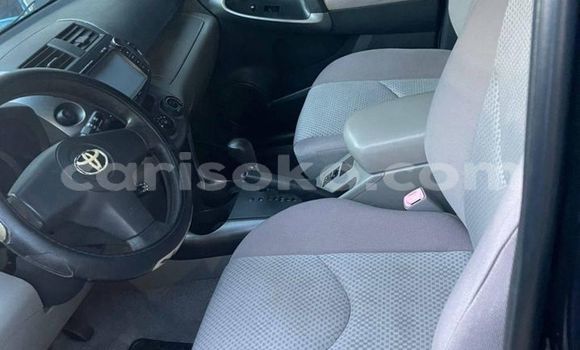 Acheter Occasion Voiture Toyota RAV4 Noir à Kigali, Rwanda Acheter Occasion Voiture Toyota RAV4 Noir à Kigali, Rwanda