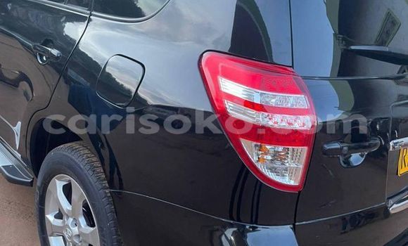 Acheter Occasion Voiture Toyota RAV4 Noir à Kigali, Rwanda Acheter Occasion Voiture Toyota RAV4 Noir à Kigali, Rwanda