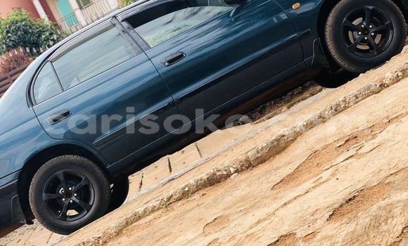 اشتري مستعمل Toyota Carina Vert سيارة في Kigali في Rwanda اشتري مستعمل Toyota Carina Vert سيارة في Kigali في Rwanda