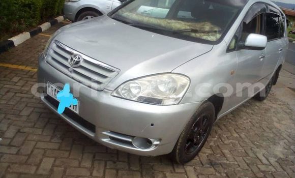 Acheter Occasion Voiture Toyota Ipsum Gris à Kigali, Rwanda Acheter Occasion Voiture Toyota Ipsum Gris à Kigali, Rwanda