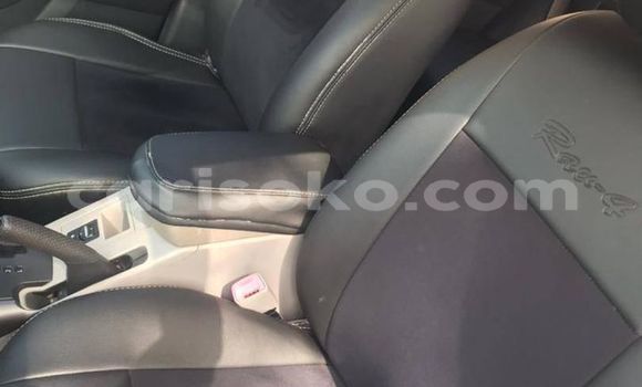 Acheter Occasion Voiture Toyota RAV4 Gris à Kigali, Rwanda Acheter Occasion Voiture Toyota RAV4 Gris à Kigali, Rwanda