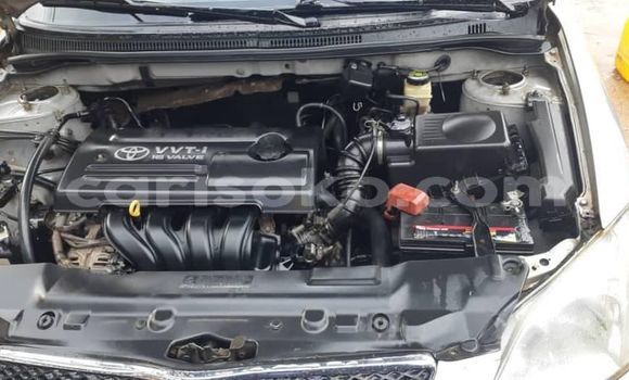 Acheter Occasion Voiture Toyota Corolla Gris à Kigali, Rwanda Acheter Occasion Voiture Toyota Corolla Gris à Kigali, Rwanda