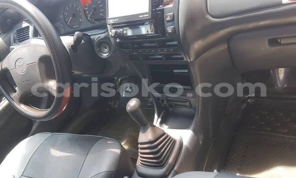 اشتري مستعمل Toyota Corolla Vert سيارة في Kigali في Rwanda اشتري مستعمل Toyota Corolla Vert سيارة في Kigali في Rwanda