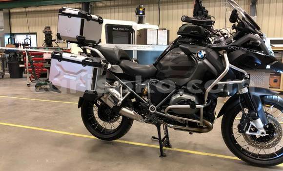 Sayi Na hannu BMW R 1200 GS Autre Motsi in Kigali a Rwanda Sayi Na hannu BMW R 1200 GS Autre Motsi in Kigali a Rwanda