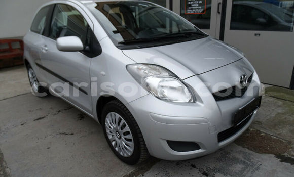 Buy Used Toyota Yaris Beige Car in Rusizi in Rwanda Buy Used Toyota Yaris Beige Car in Rusizi in Rwanda