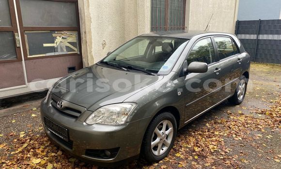 Buy Import Toyota Corolla Beige Car in Cyangugu in Cyangugu Buy Import Toyota Corolla Beige Car in Cyangugu in Cyangugu