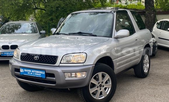 اشتري Imported Toyota RAV4 Beige سيارة في Kigali في Rwanda اشتري Imported Toyota RAV4 Beige سيارة في Kigali في Rwanda