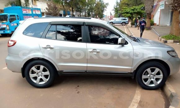 Buy Used Hyundai Santa Fe Silver Car in Kigali in Rwanda Buy Used Hyundai Santa Fe Silver Car in Kigali in Rwanda