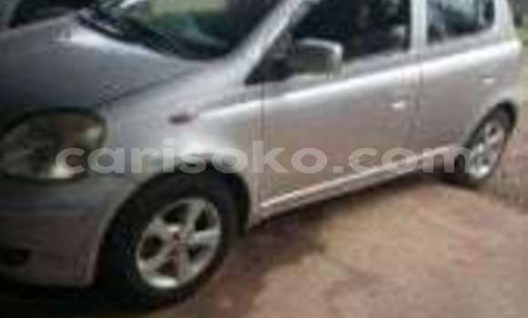 Acheter Occasion Voiture Toyota Vitz Gris à Kigali, Rwanda Acheter Occasion Voiture Toyota Vitz Gris à Kigali, Rwanda