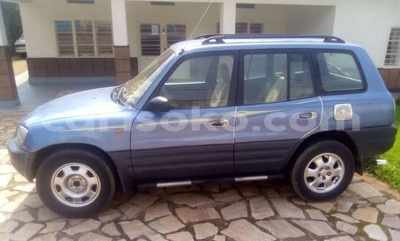 اشتري مستعمل Toyota RAV4 Bleu سيارة في Kigali في Rwanda اشتري مستعمل Toyota RAV4 Bleu سيارة في Kigali في Rwanda