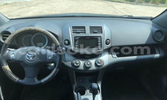 اشتري مستعمل Toyota RAV4 Noir سيارة في Kigali في Rwanda اشتري مستعمل Toyota RAV4 Noir سيارة في Kigali في Rwanda